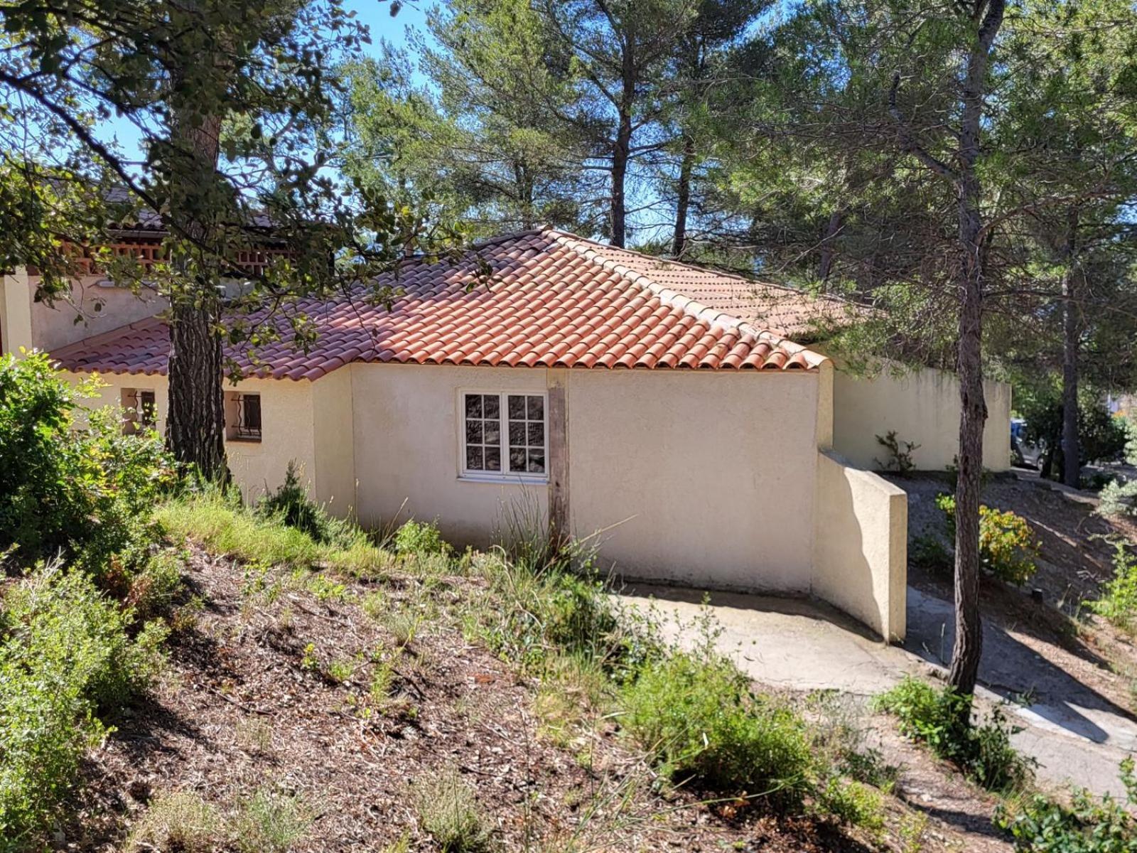 Le Cezanne Montagne Sainte-victoire Campsite *